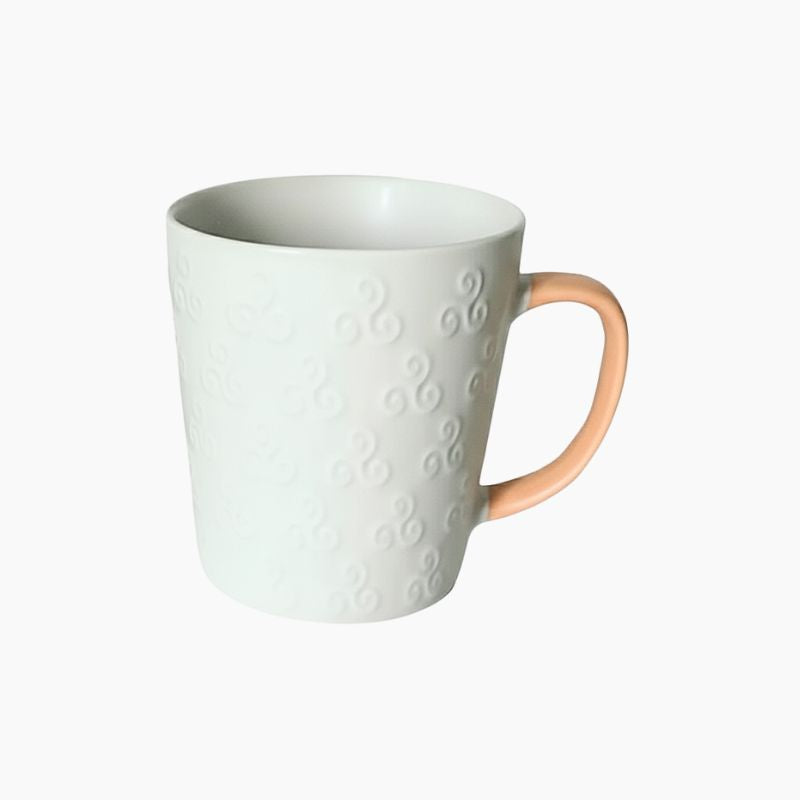 Mug Triskell en Relief Blanc Mat